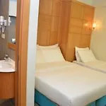 Cumbali Plaza Hotel