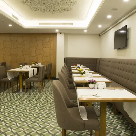 Szálloda Cumbali Plaza 3*