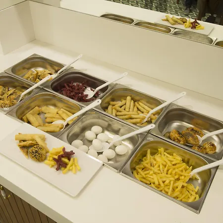 Cumbali Plaza Ξενοδοχείο 3*