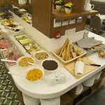 Cumbali Plaza Отель