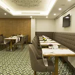 Hotel Cumbali Plaza 3*