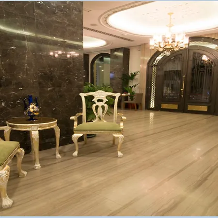 Cumbali Plaza Отель 3*