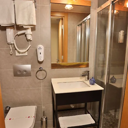 Отель Cumbali Plaza 3*