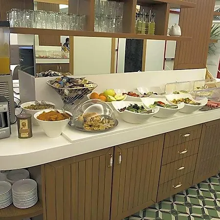 Cumbali Plaza 3*
