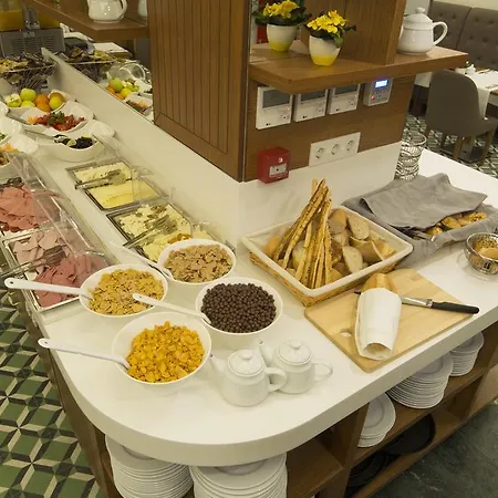 Cumbali Plaza Ξενοδοχείο